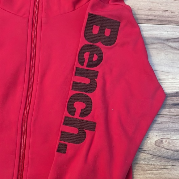 Bench Sweater - Picture 3 of 8